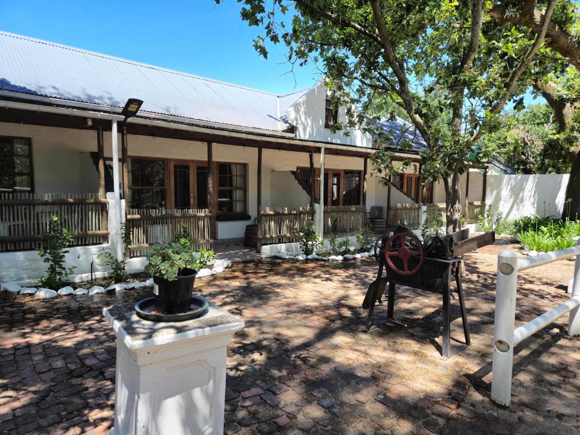 De Leeuwenhof Estate Hotel Paarl Exterior photo